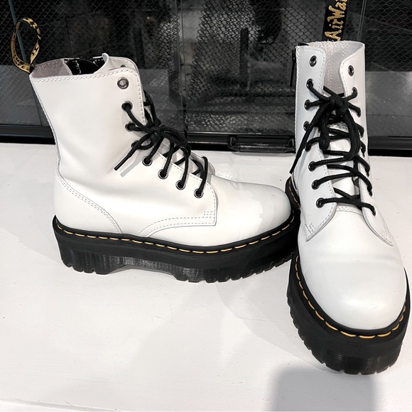 Dr Martens Jadon Boot - Picture 2 of 6